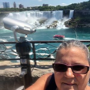 Meet your Posher, Donna